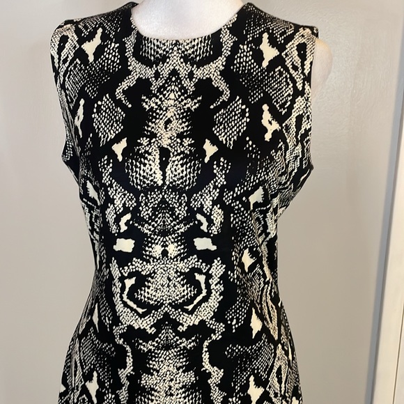 [J. McLaughlin] Black/White Python Printed Dress - Size Small - Picture 2 of 5
